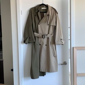 Two in One Trench in Khaki Green/Beige